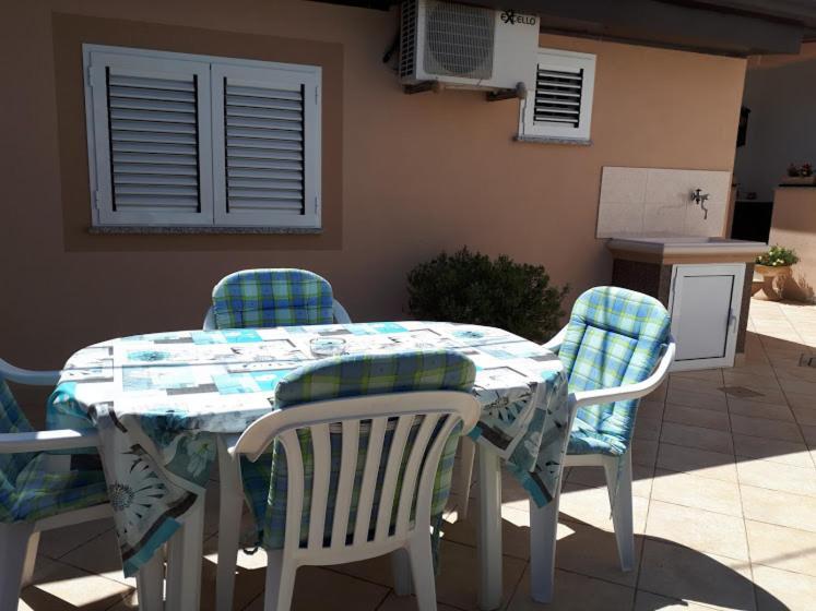 Apartments Rovis Tar-Vabriga Ngoại thất bức ảnh